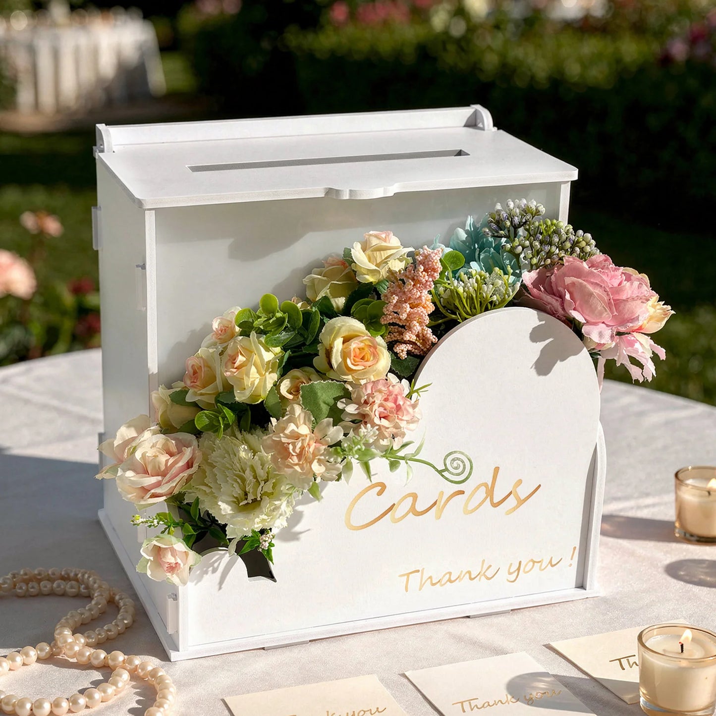 Urne mariage blanche cœur floral