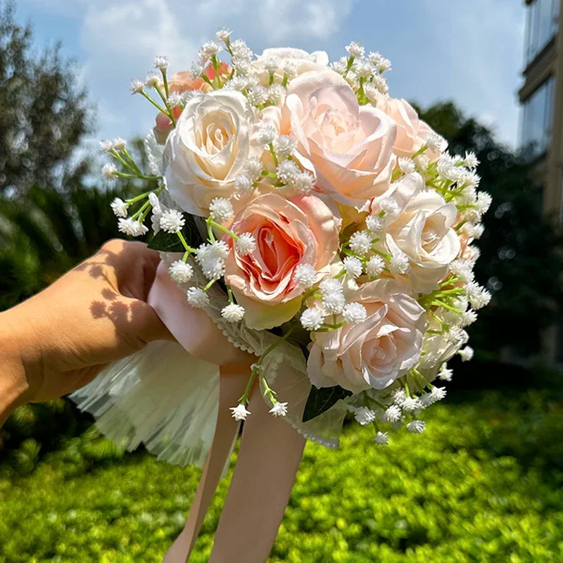Bouquet de mariée roses et gypsophile — vue 4