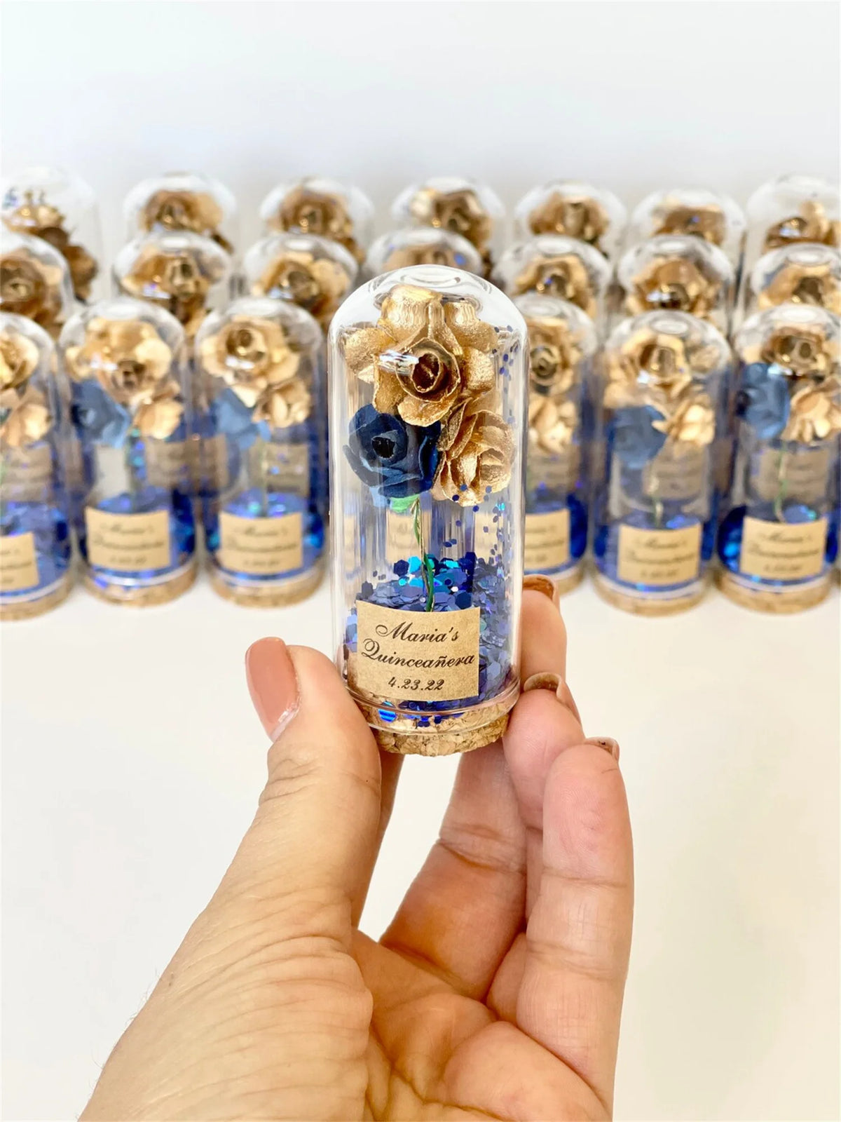 Cadeau invité mariage rose sous cloche — vue 17