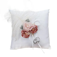 Coussin alliance perles et ruban — vue 9