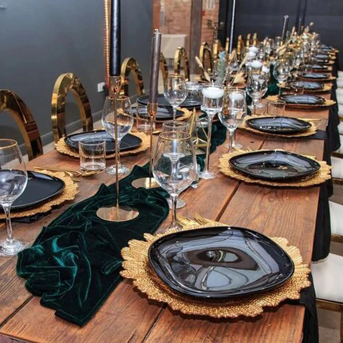 Chemin de table mariage en velours — vue 3
