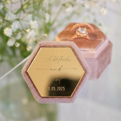 Boite alliance mariage personnalisé velours rose — Doré