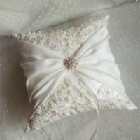 Coussin alliance dentelle blanc